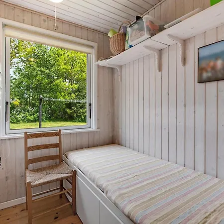 בית נופש Awesome In With 2 Bedrooms And Internet *